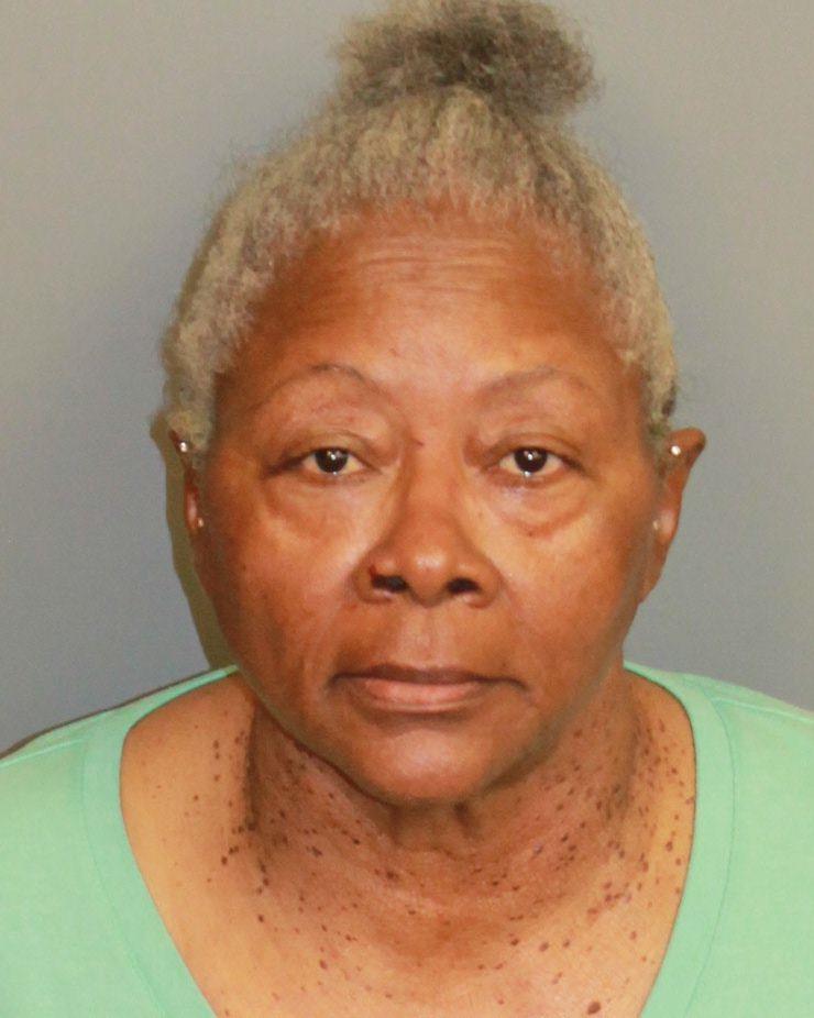 mugshot of WARREN, LATONYAN RENEE