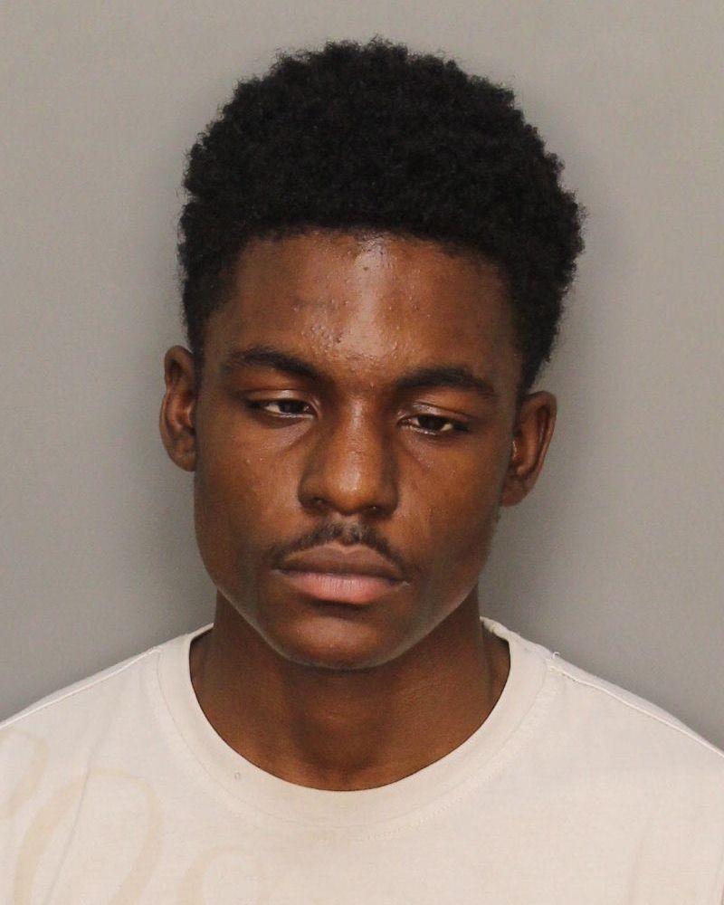 mugshot of MCQUEEN, LA'DARIUS MARQUIS
