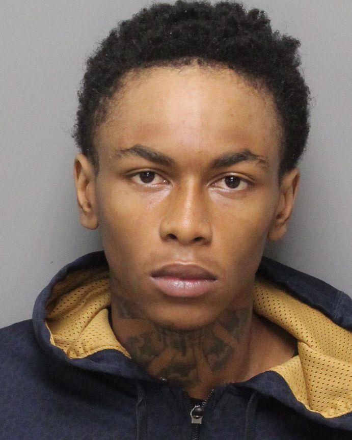 mugshot of ESTER, KEDARRIUS JAMAL