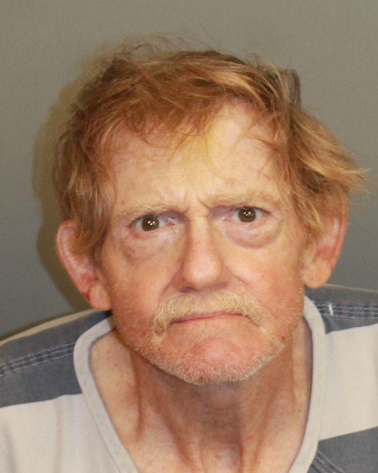 mugshot of HOLMES, DENNIS