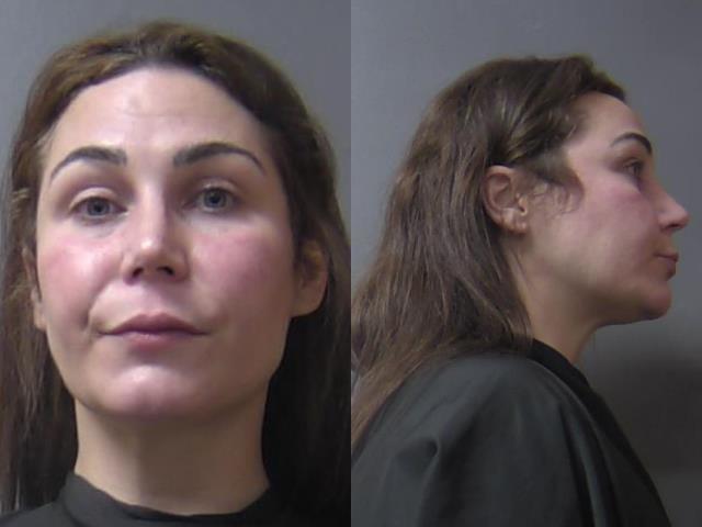 mugshot of Armstrong, Kelsey Jo