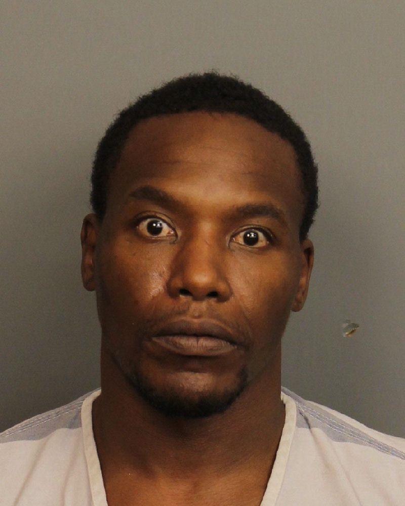 mugshot of DAVIS, BRANDON LEVOY