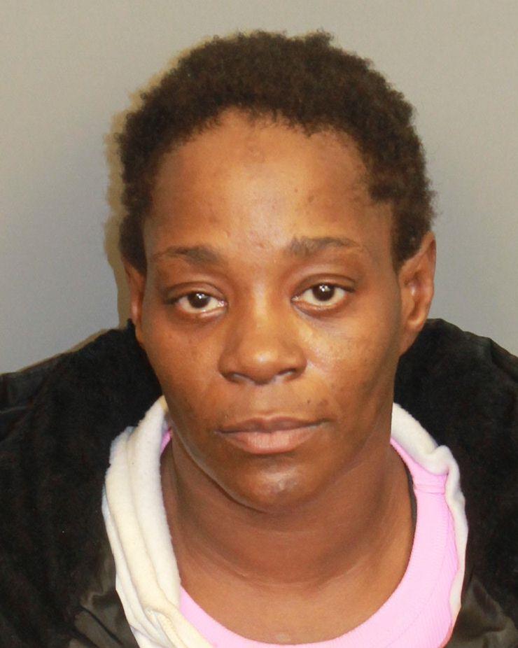 mugshot of DOSS, LEEANDREA SHALAY
