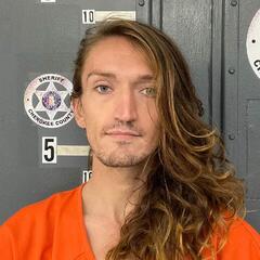 mugshot of KRISTOFER  FLOYD