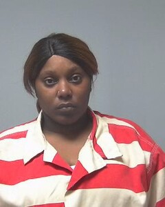 mugshot of LASHONDA  PERRY