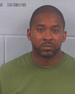 mugshot of SHAWNTA  SANDERS