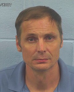 mugshot of JONATHAN  LIVINGSTON
