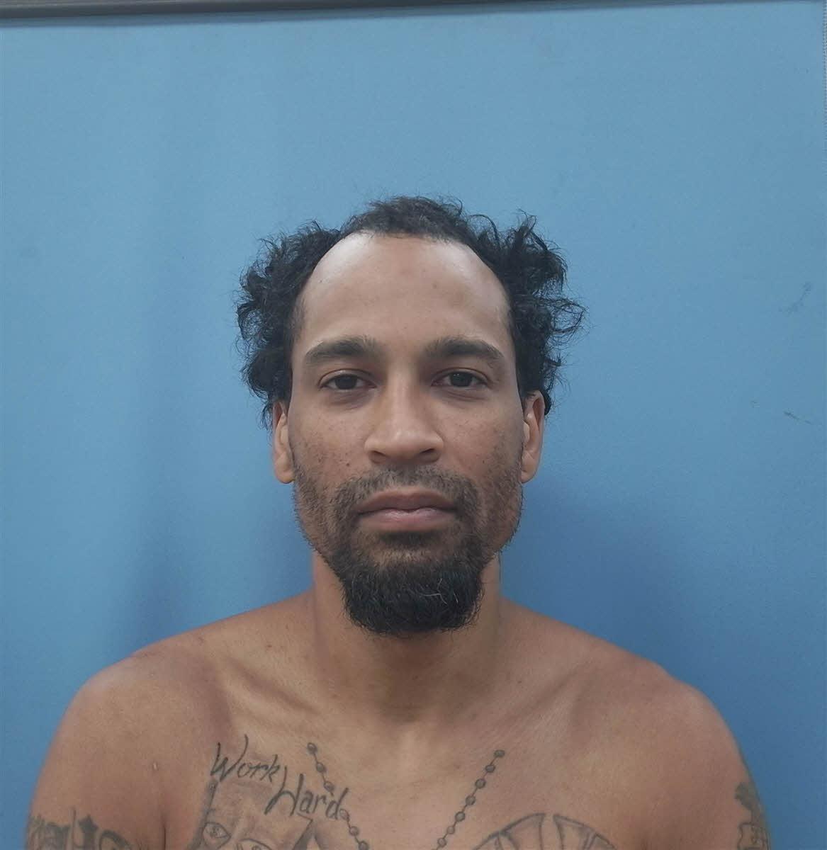 mugshot of DARTANIAN  CRUZ