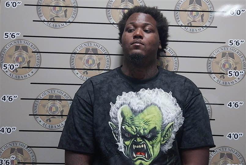 mugshot of D'TAVEAN  SMITH