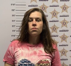 mugshot of TARA LYNN CROSS