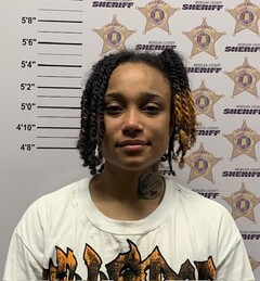 mugshot of AVAUGHNDA SUNSHINE AMMONS
