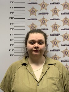 mugshot of KINSEY NICHOLE BURNS