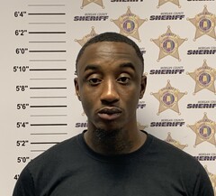 mugshot of SERIGO LVANTE' CASTOPHNEY