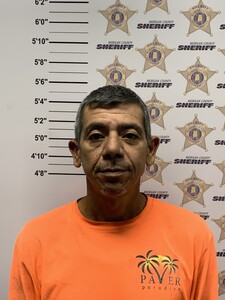 mugshot of JUAN CARLOS AVELAR