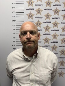 mugshot of MATTHEW THOMAS HOBBS