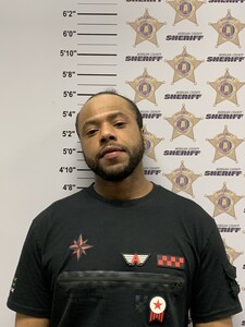 mugshot of CHARLIE LEROY GRAYS II