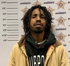 mugshot of DERRICK ONEAL HILL