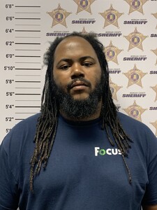 mugshot of LARRY DARNELL GILL JR